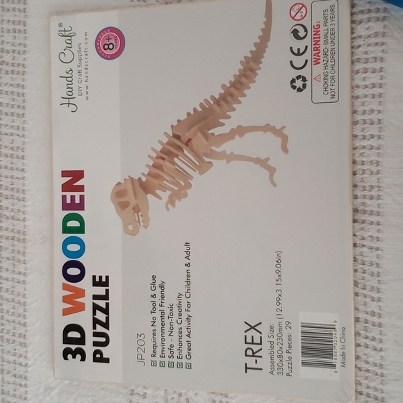 Kids lot, bubble wands and T-REX wooden 3 D puzzle, Boy or girl. - Picture 2 of 4